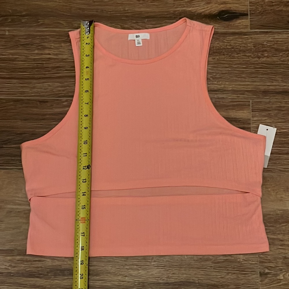NWT. BP CUT OUT Cropped TOP…………….105 - Picture 5 of 8